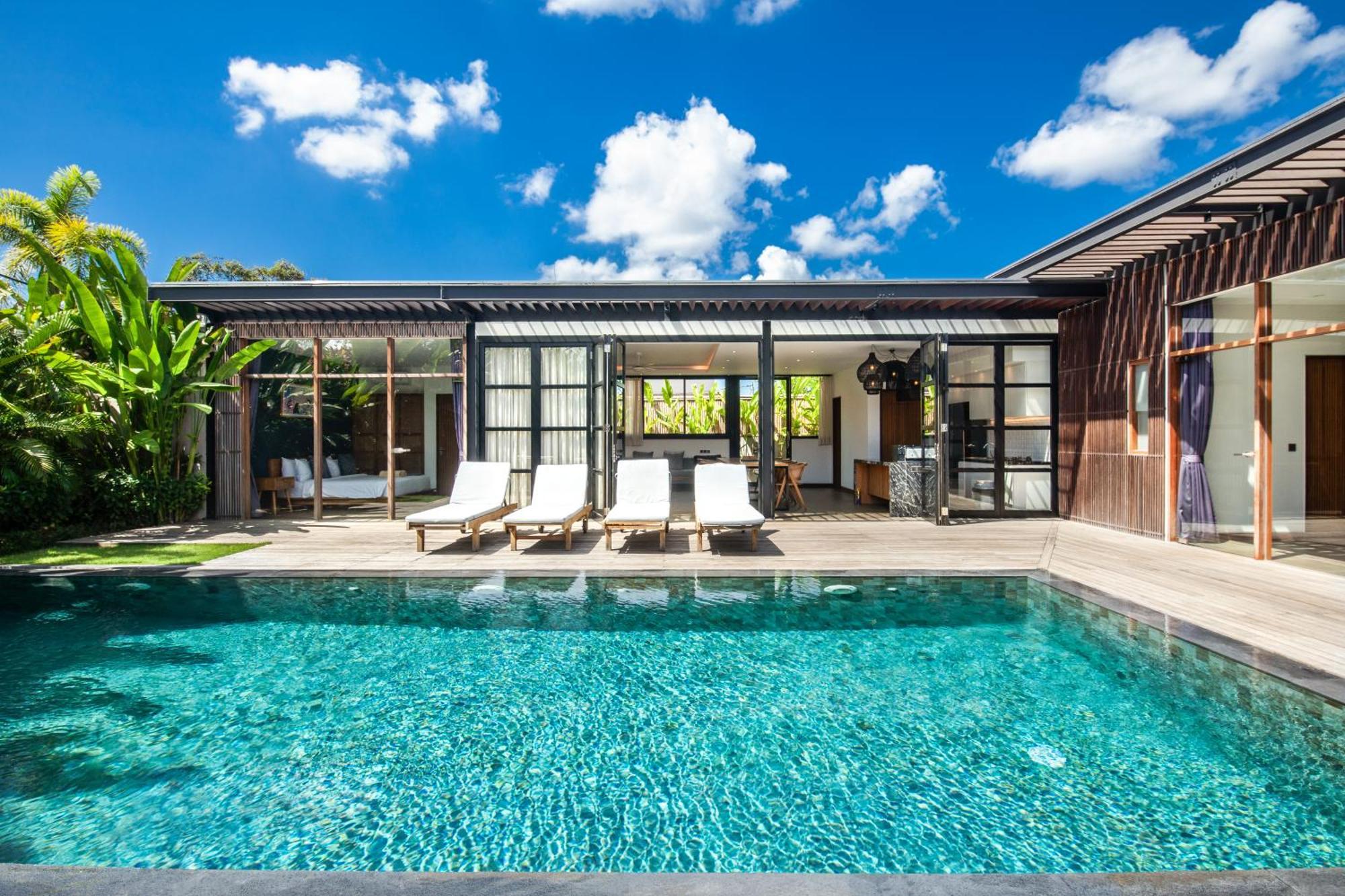 Brand New 5 Bedroom Villa Enclosed Living Room Canggu Εξωτερικό φωτογραφία