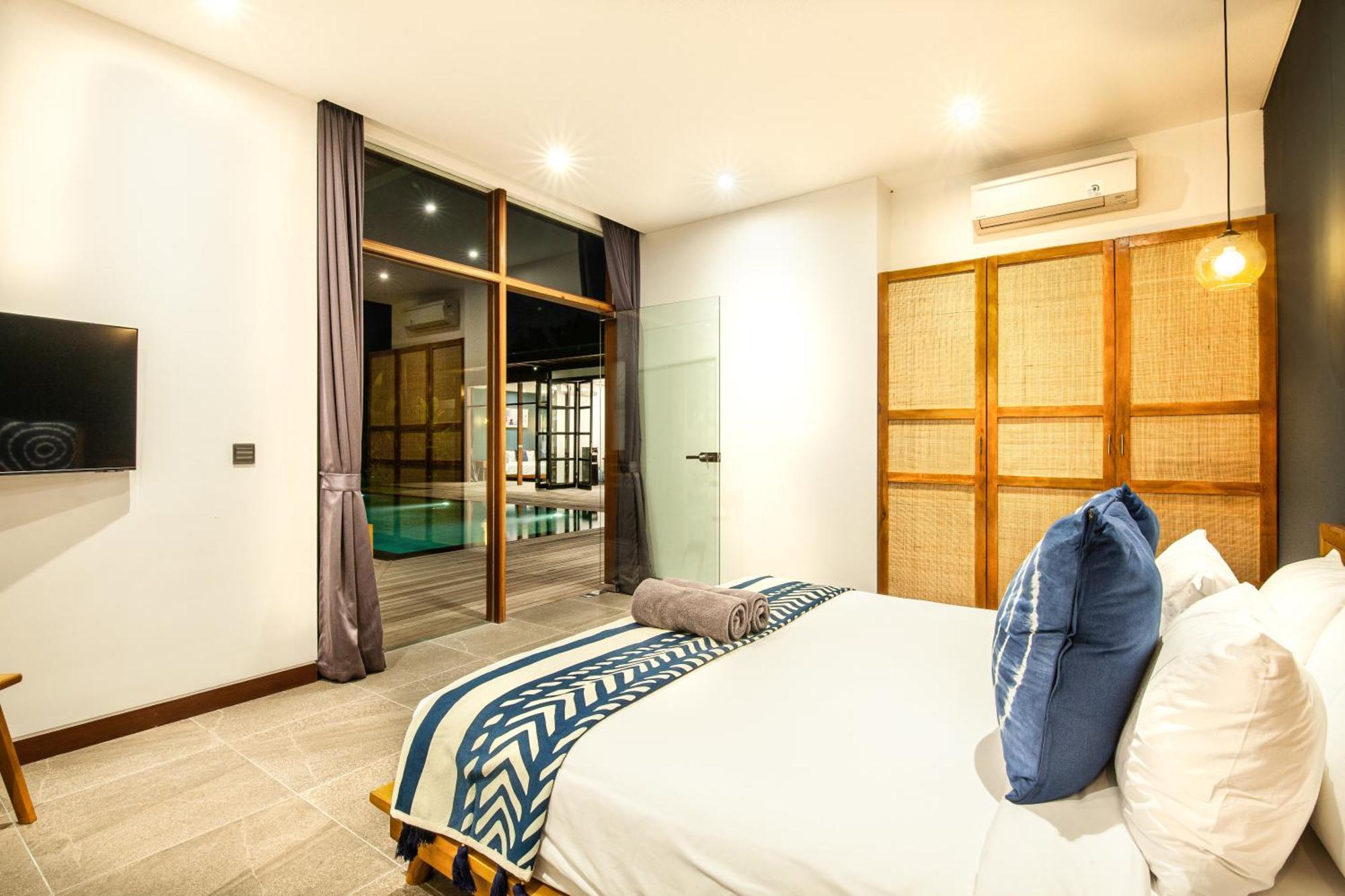 Brand New 5 Bedroom Villa Enclosed Living Room Canggu Εξωτερικό φωτογραφία