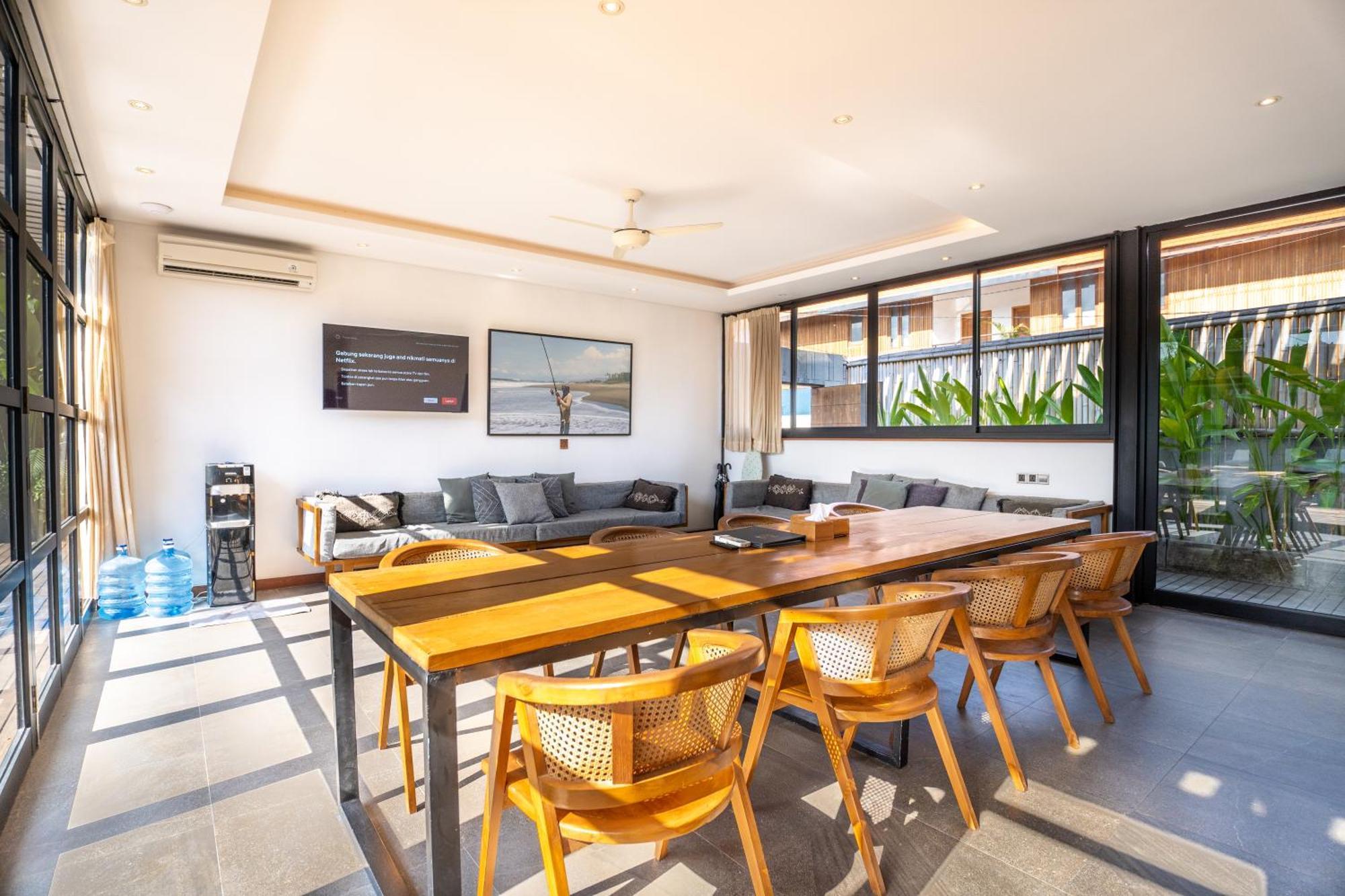 Brand New 5 Bedroom Villa Enclosed Living Room Canggu Εξωτερικό φωτογραφία